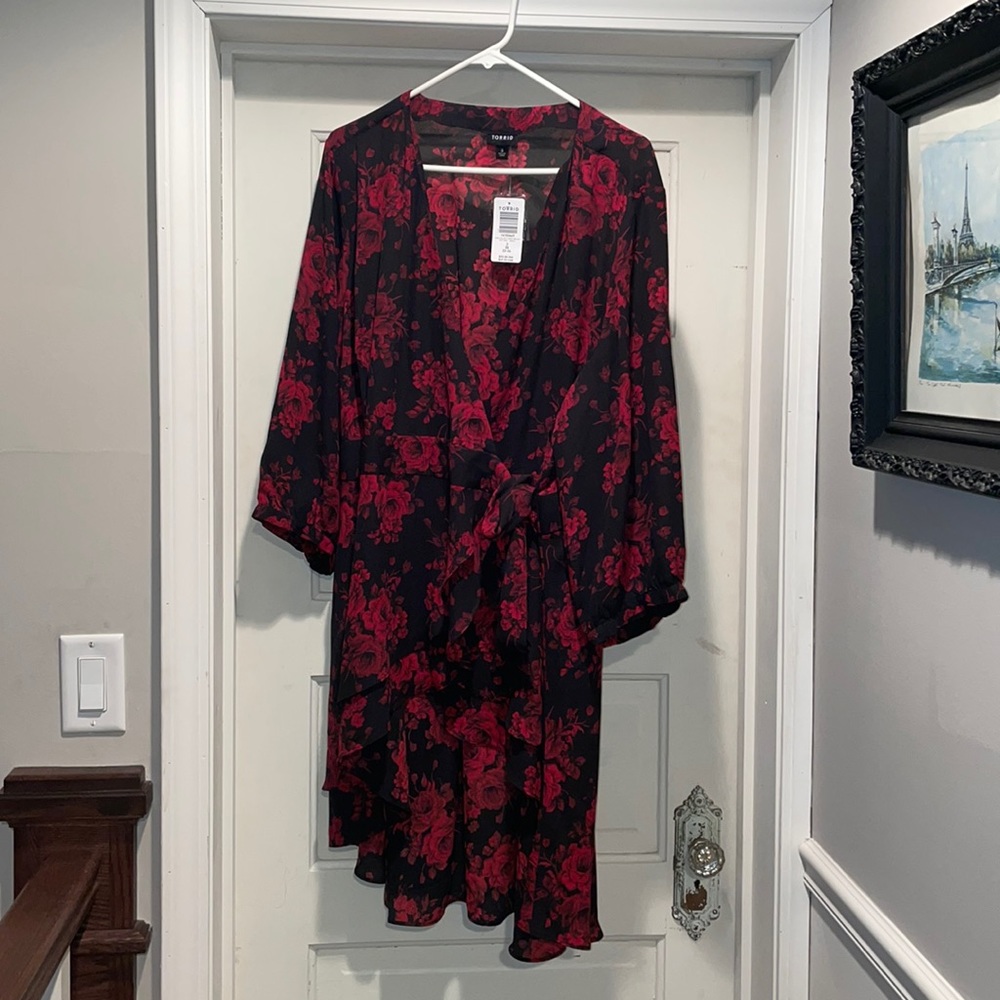 Torrid Black and Red Floral Tunic 3X